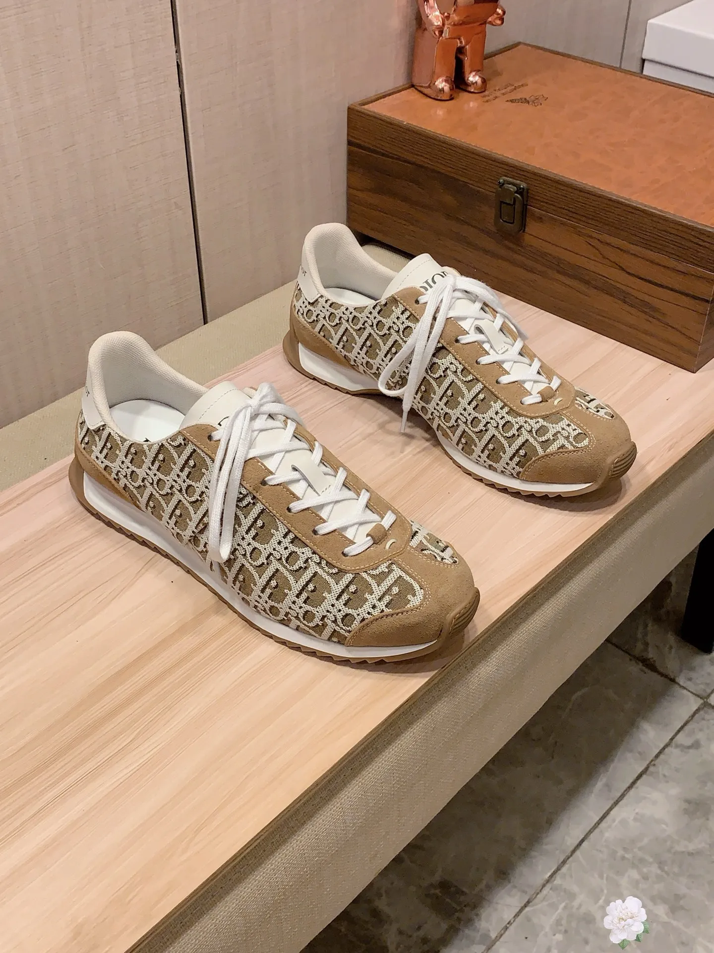 Men's Men's Shoes💰442💰💰🎩🎩[Lightning][Lightning] "Dior DIOR*" The latest and most popular casual shoes, top brand [seduce] luxury ~ purchasing agency, top ~ quality. [Strong] The upper is made of imported breathable cowhide with woven material ➕ breathable sheepskin feet (•) and fine workmanship. The original stylish and stylish soft rubber wear-resistant and non-slip outsole is light and comfortable on the feet. The real thing looks better when photographed in real life. 413: Code: 35-44, 45.46 can be customized, 8️⃣ colors selected